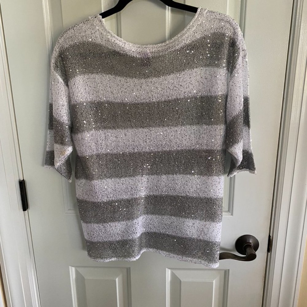 Olivia M Sweater - Picture 4 of 5